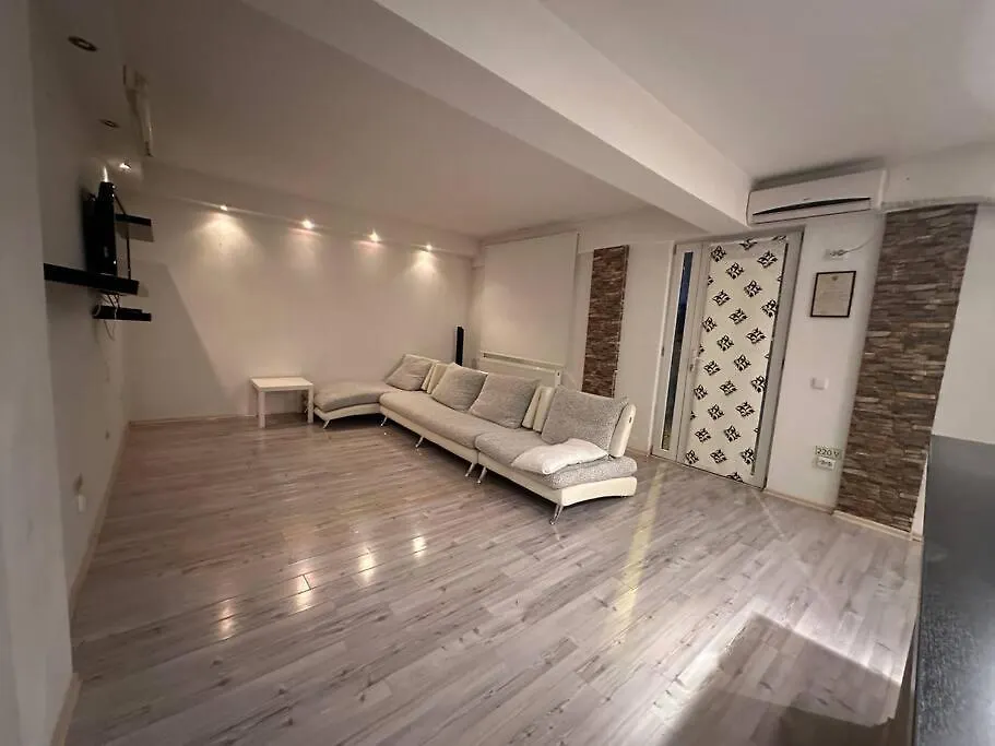 Apartament 33 Apartment Bucharest