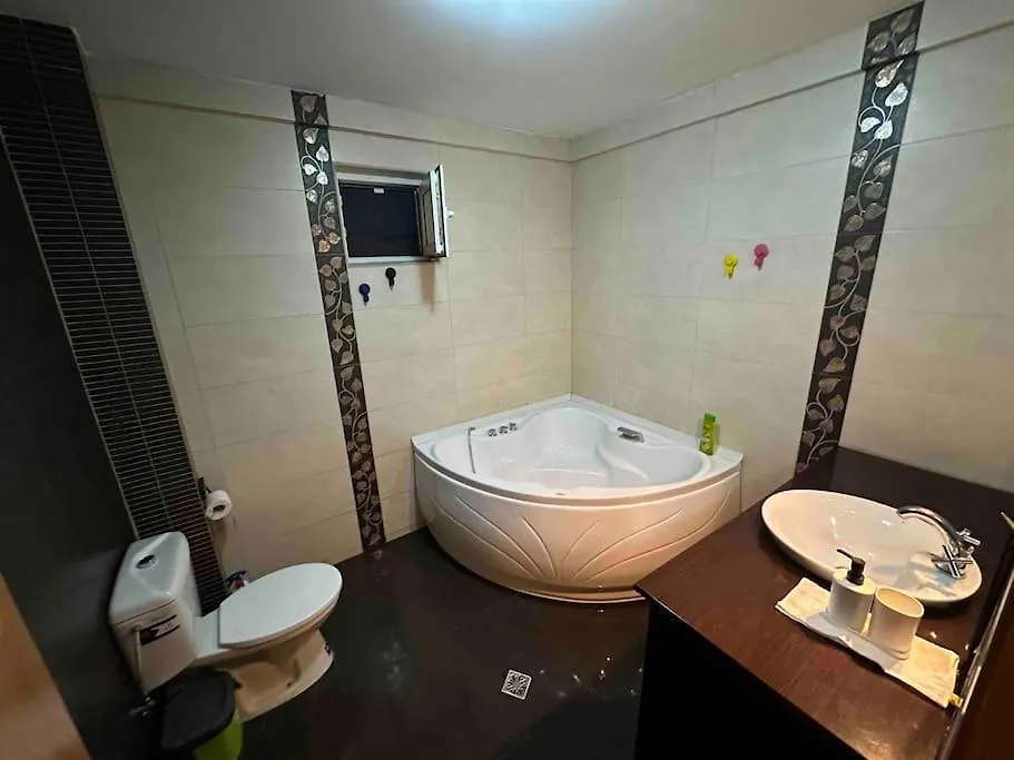 Apartament 33 Apartment Bucharest